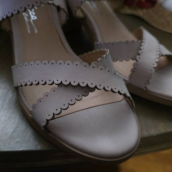 Sbicca Women's Size 7 Beige Tan Scalloped Cross Strap Low Square Heels - Picture 3 of 7